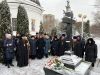 Владыка Игнатий возглавил Божественную литургию в храме Рождества Христова г.Череповца