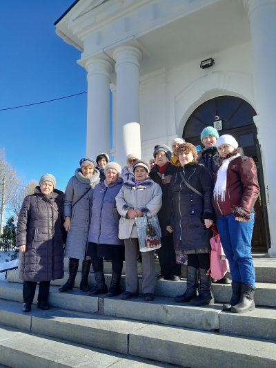 5 марта в храме Рождества Христова побывала группа ветеранов